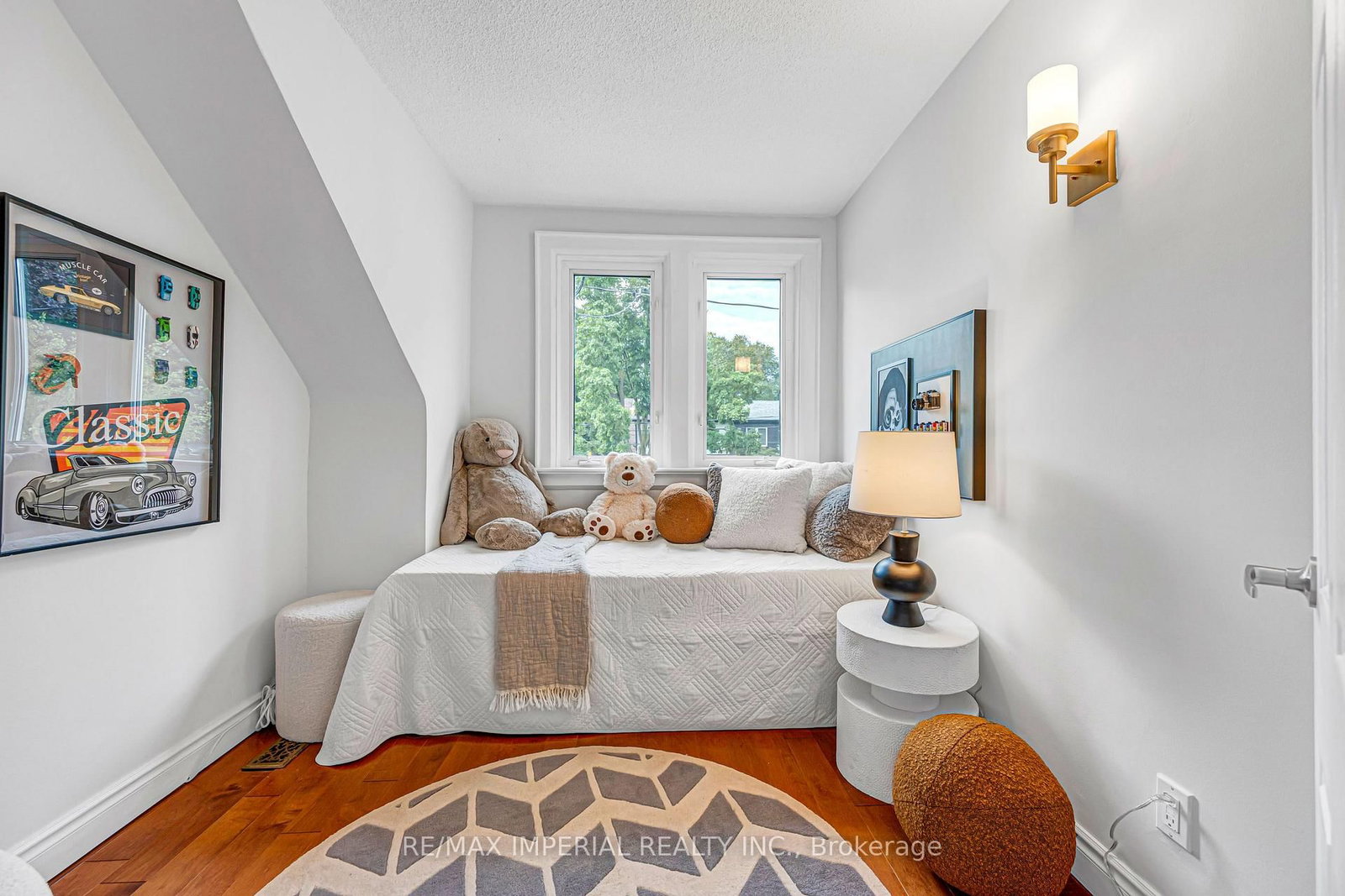 609 Millwood Road • Toronto, ON photo 20