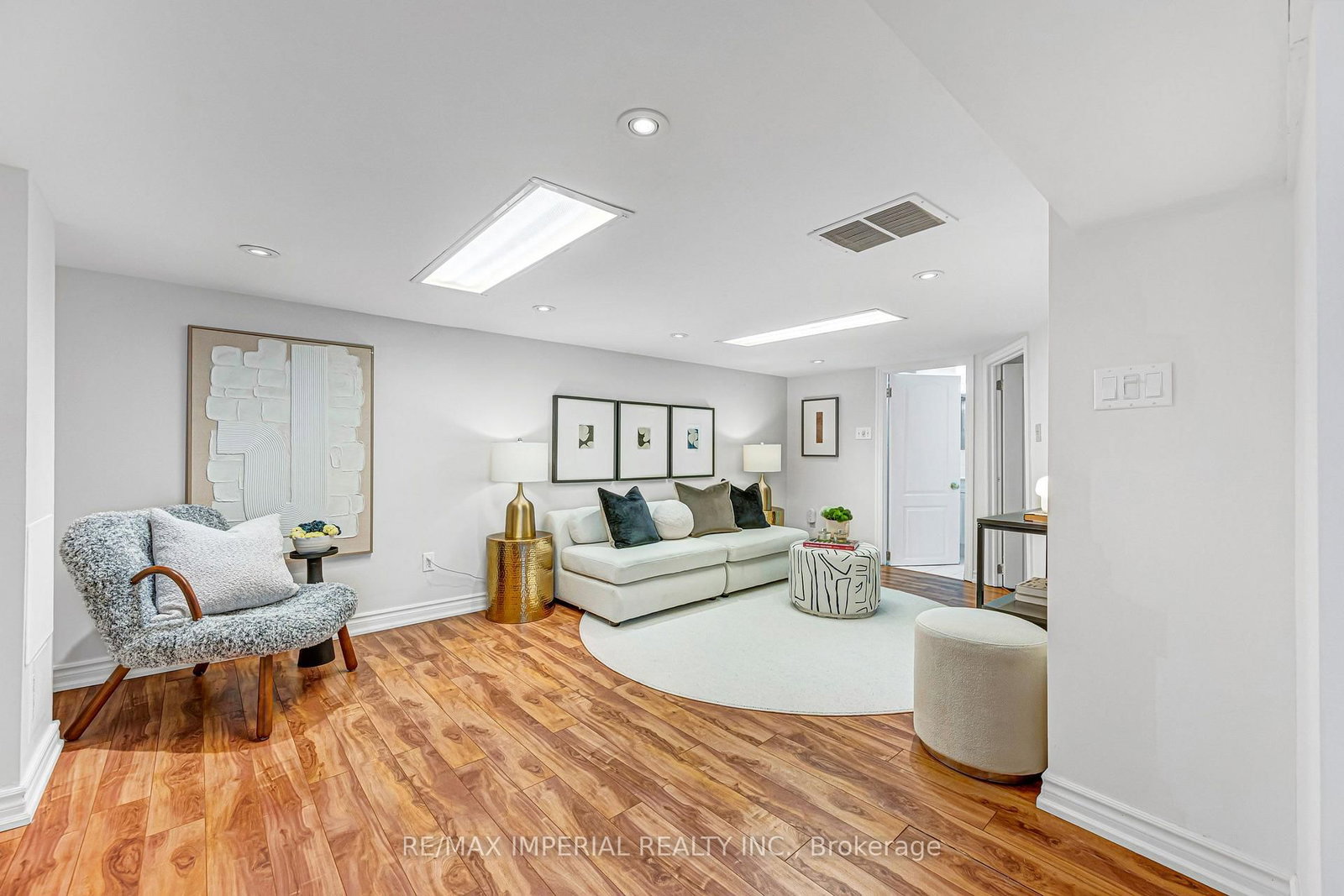 609 Millwood Road • Toronto, ON photo 22
