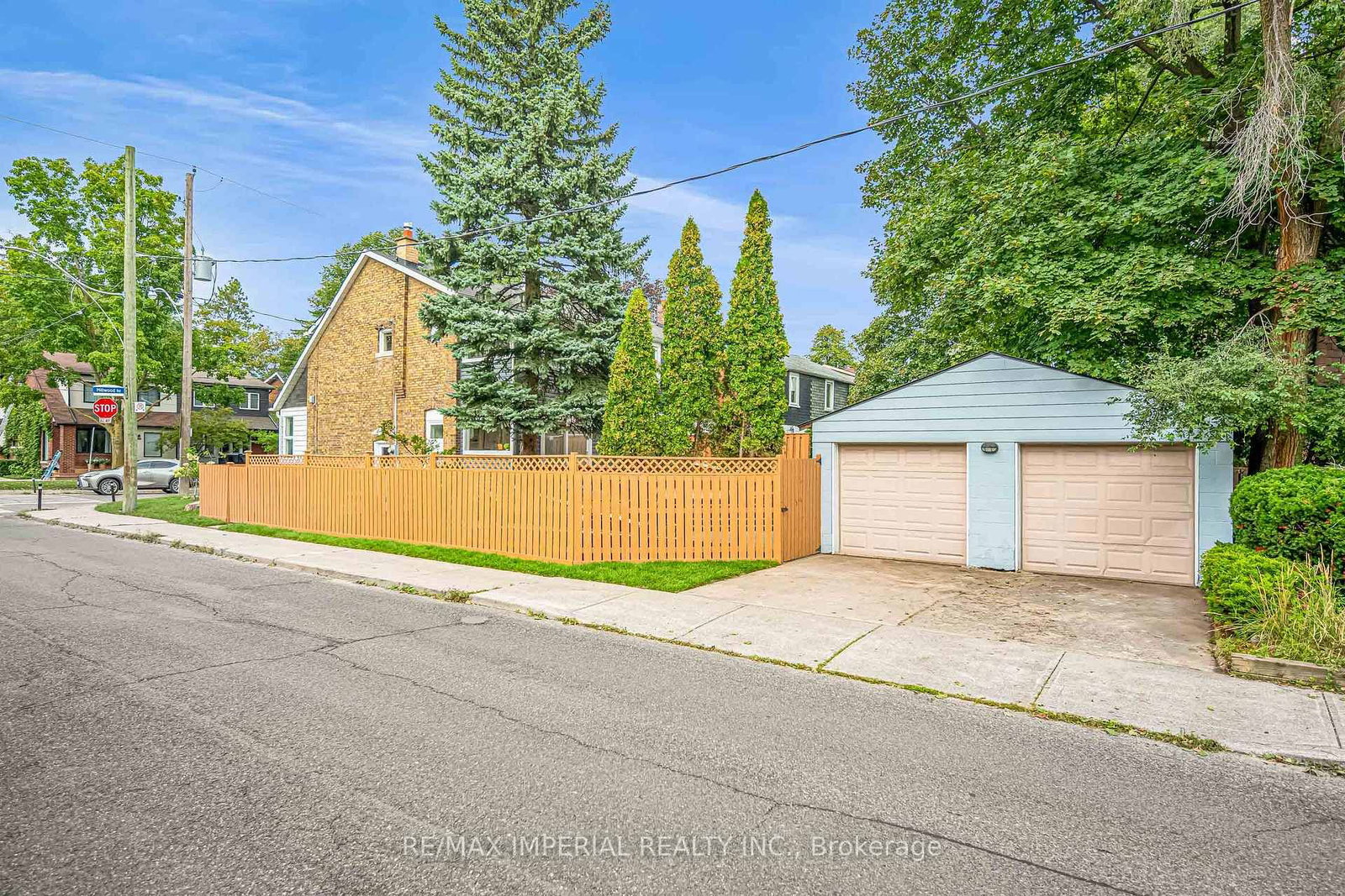 609 Millwood Road • Toronto, ON photo 29