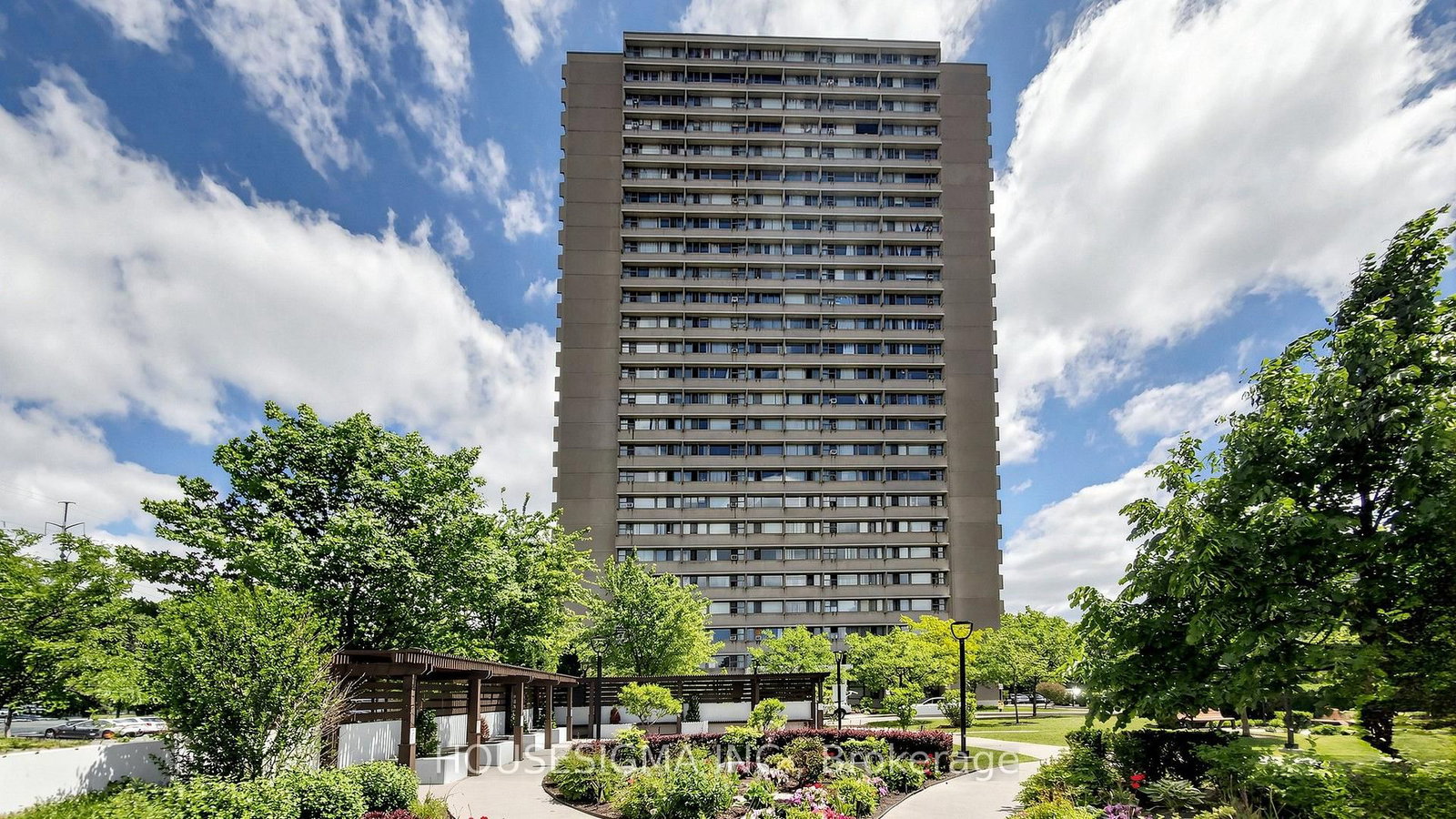 725 Don Mills Road • #305 • Toronto, ON photo 1