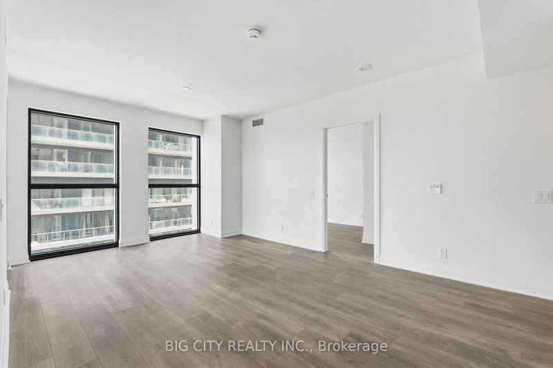 1604 - 25 Frederick Todd Way