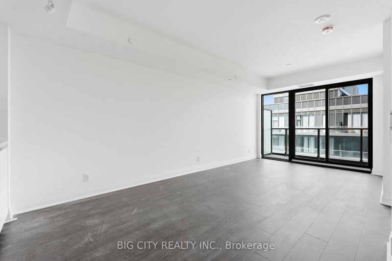 2206 - 25 Frederick Todd Way