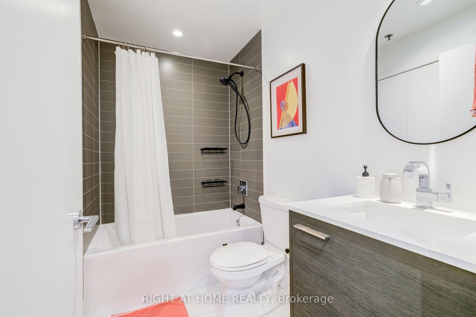 90 Trinity Street • #805 • Toronto, ON photo 20