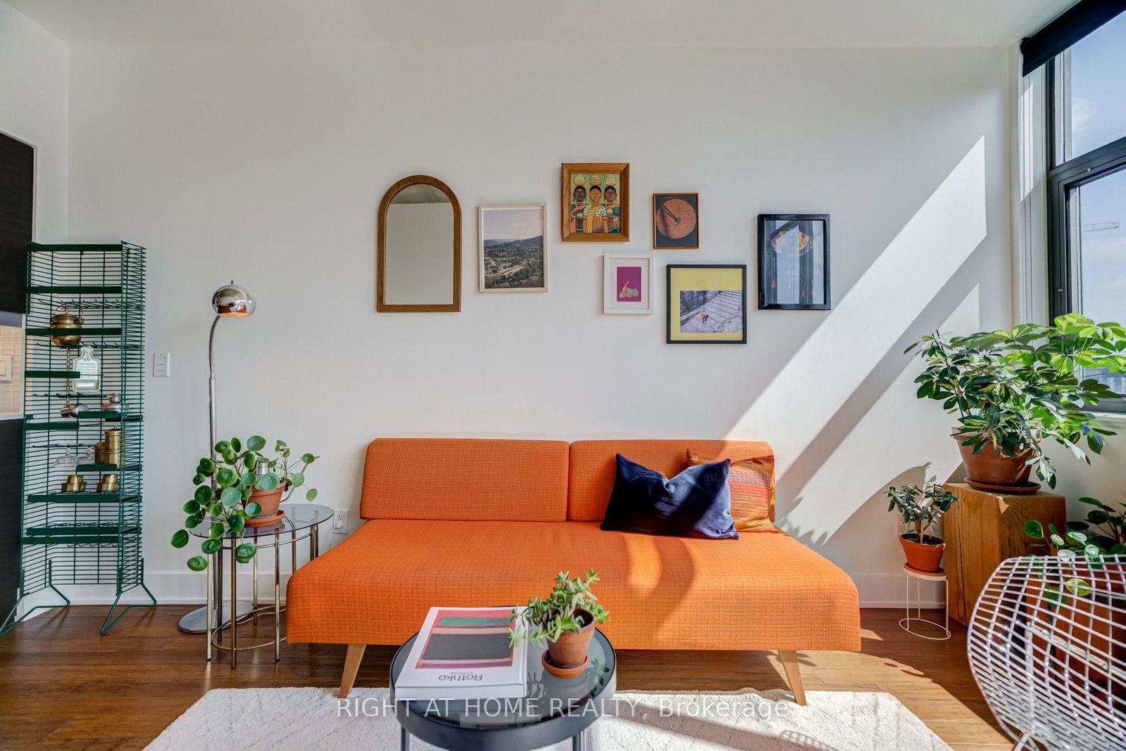 90 Trinity Street • #805 • Toronto, ON photo 9