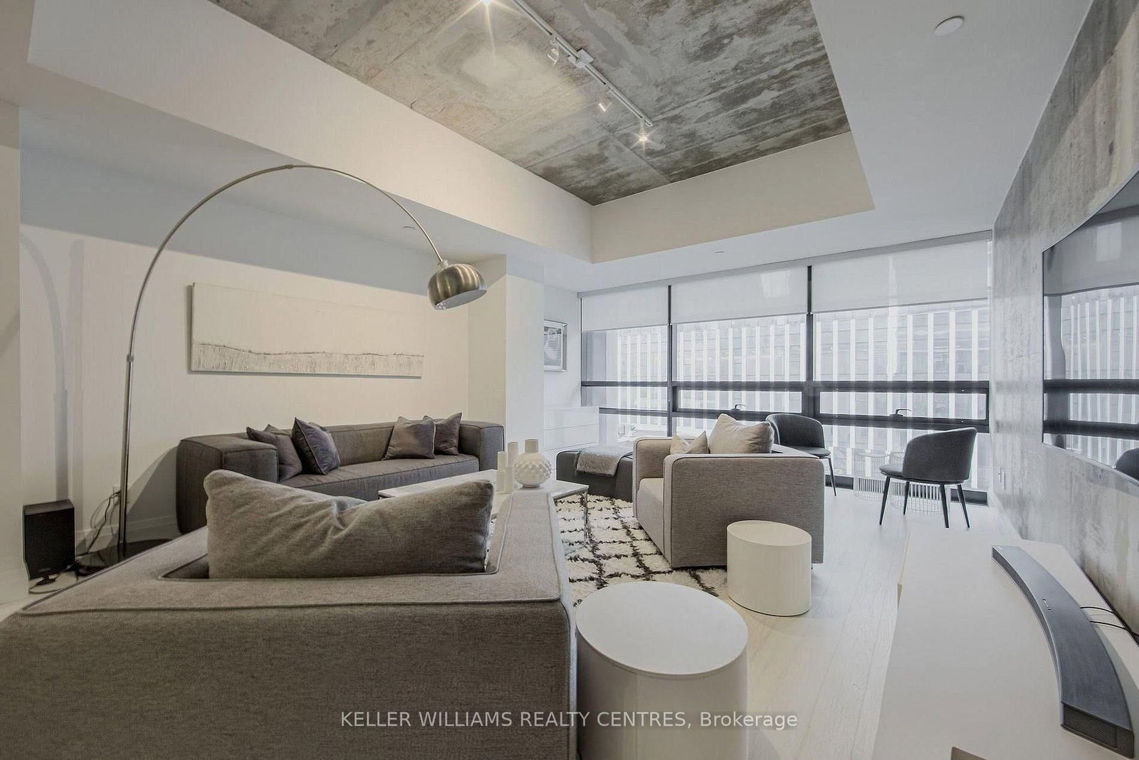 224 King Street West Street W • #501 • Toronto, ON photo 9