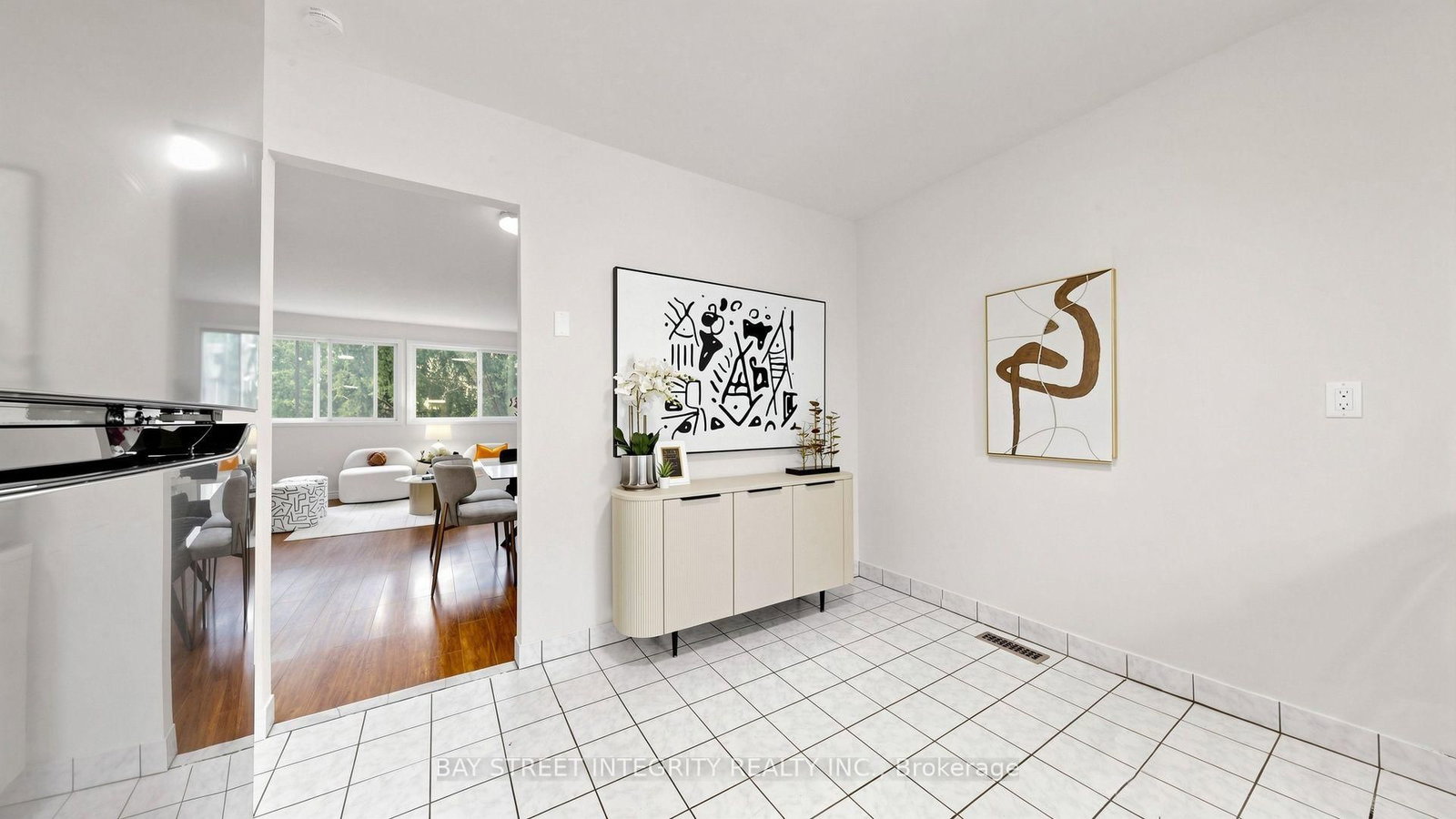 28 Townsend Road • Toronto, ON photo 16