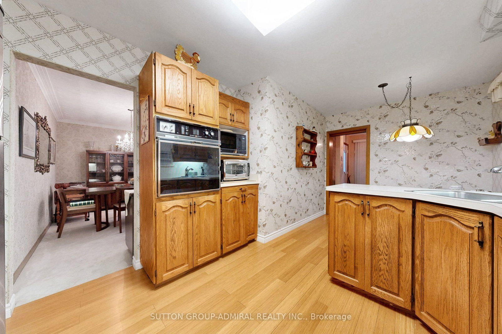 47 Talbot Road • Toronto, ON photo 19