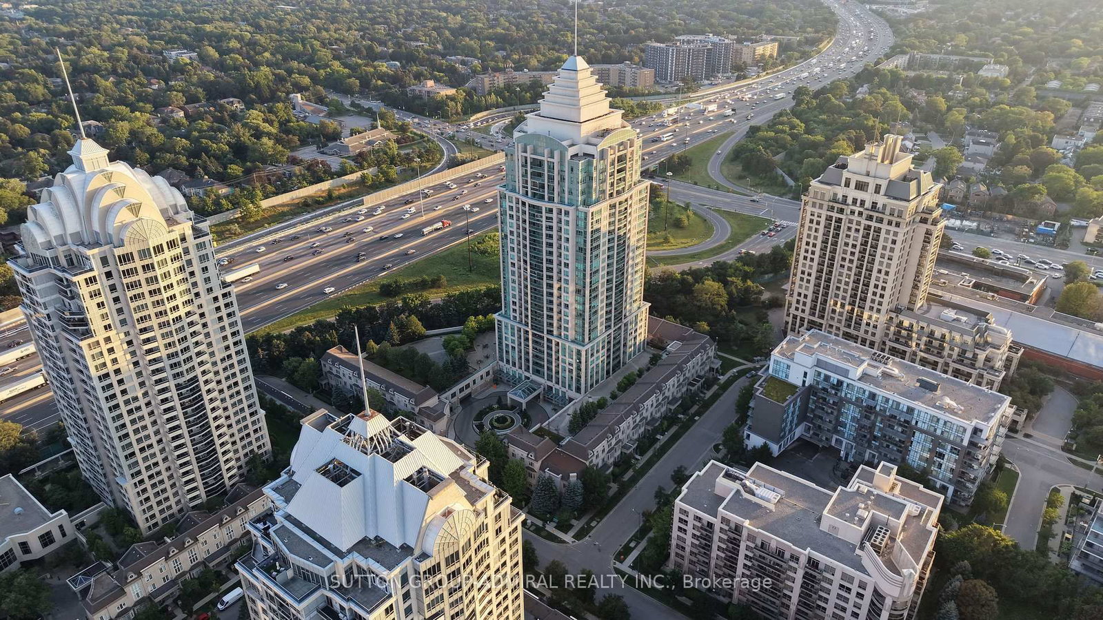 38 Kenaston Gardens • #GV108 • Toronto, ON photo 13