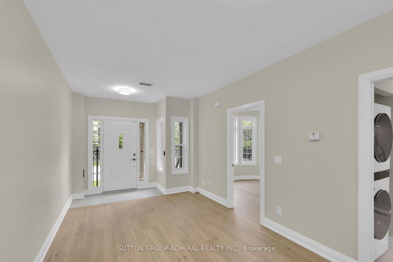38 Kenaston Gdns photo 5