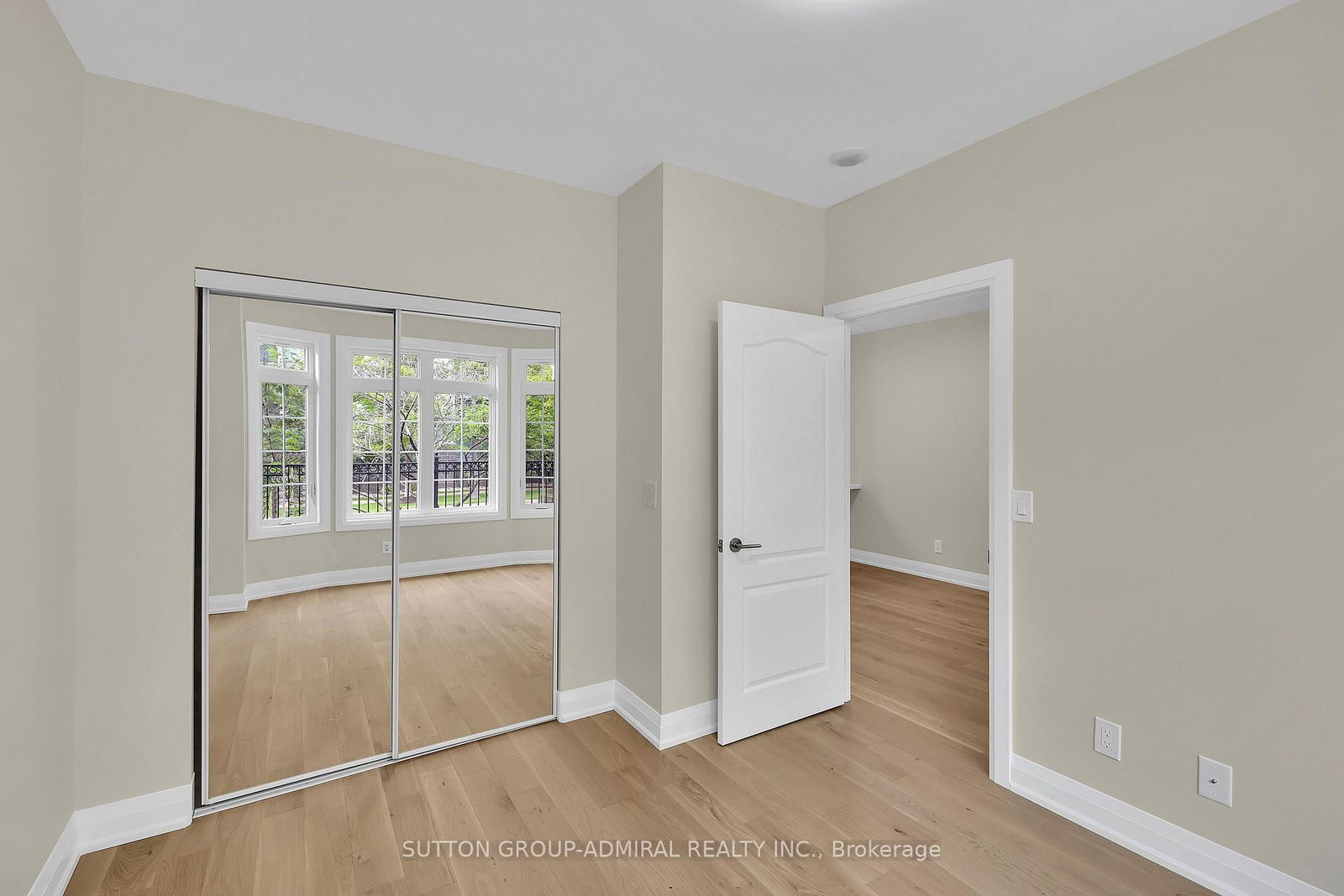38 Kenaston Gardens • #GV108 • Toronto, ON photo 9