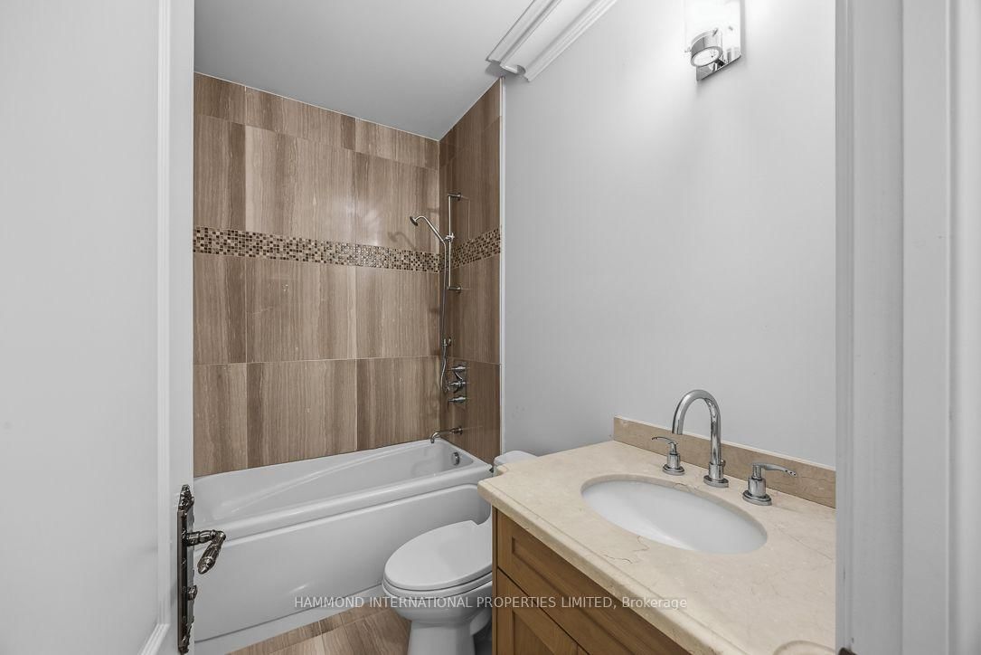 2706 Bayview Avenue • Toronto, ON photo 26