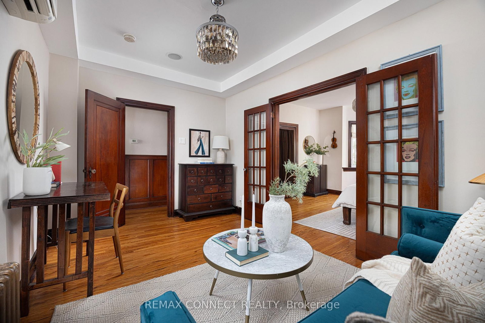 29 Denison Avenue • Toronto, ON photo 18