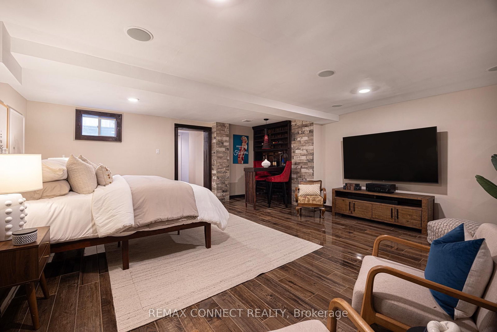 29 Denison Avenue • Toronto, ON photo 22