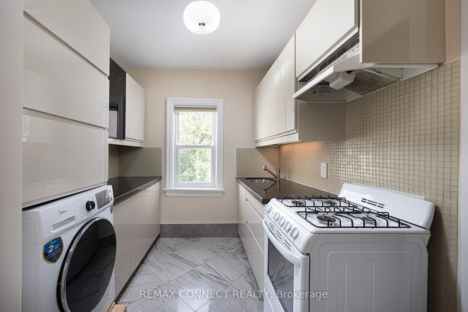 29 Denison Avenue • Toronto, ON photo 30