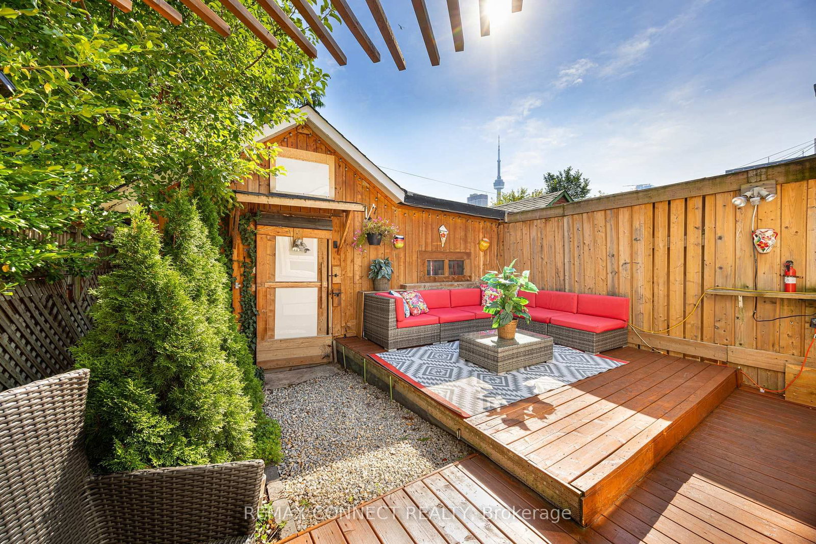 29 Denison Avenue • Toronto, ON photo 37