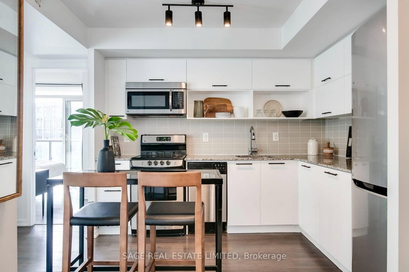 1208W - 36 Lisgar Street W