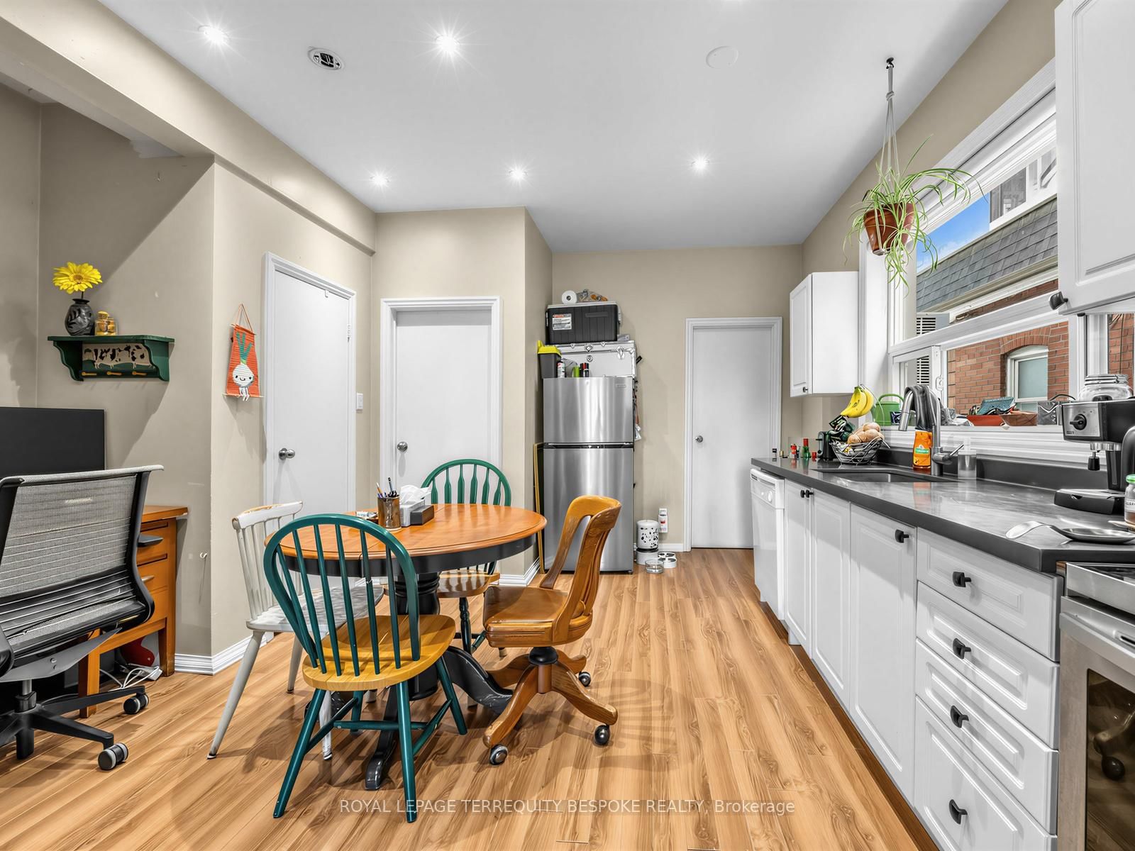279 Lauder Avenue • Toronto, ON photo 23