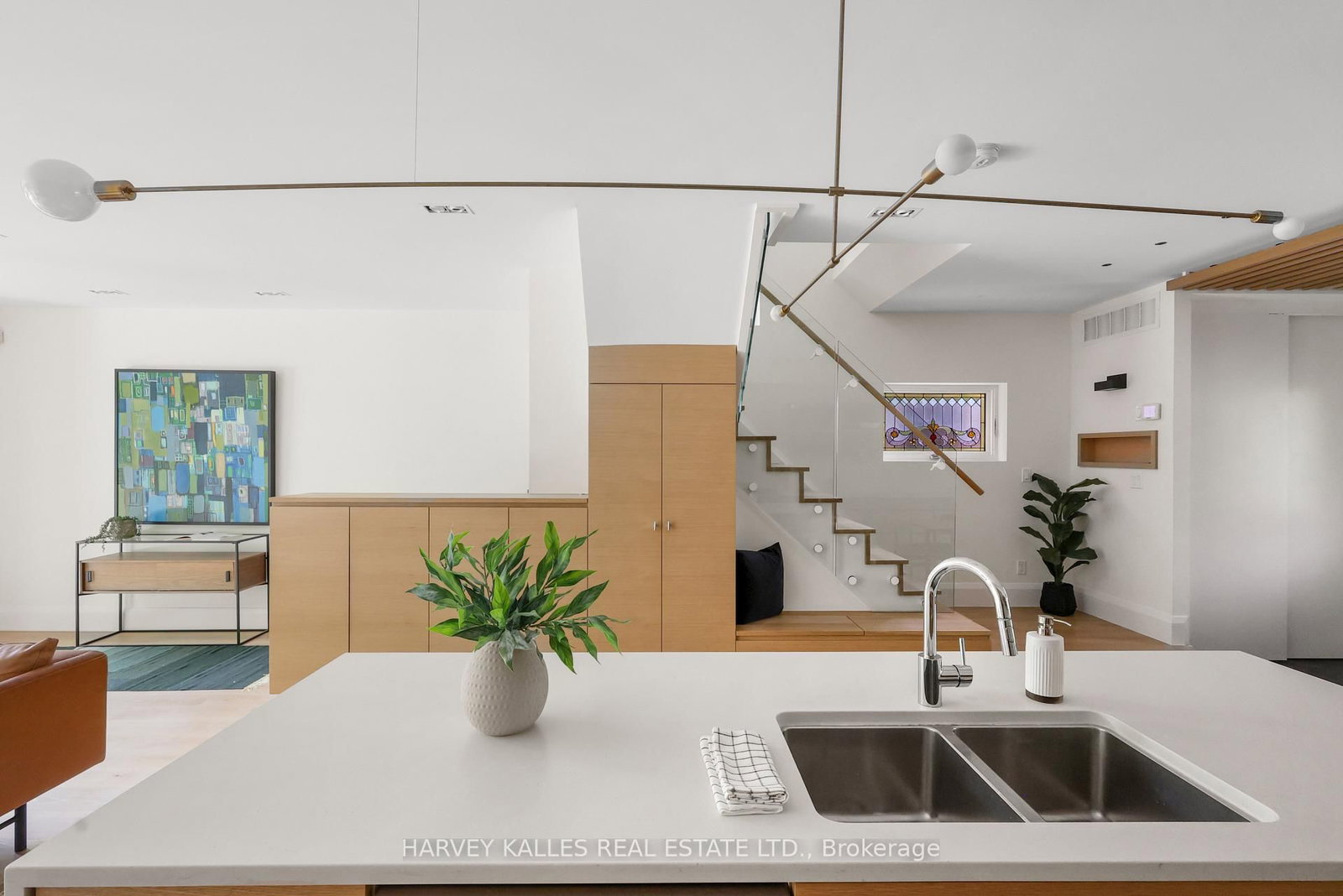 497 Palmerston Boulevard • Toronto, ON photo 10