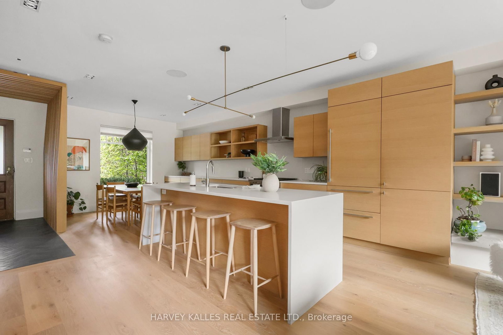 497 Palmerston Boulevard • Toronto, ON photo 11