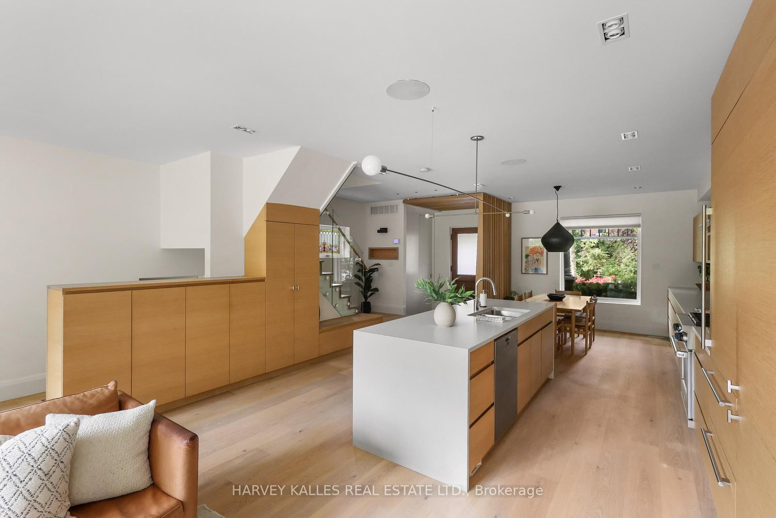 497 Palmerston Boulevard • Toronto, ON photo 14