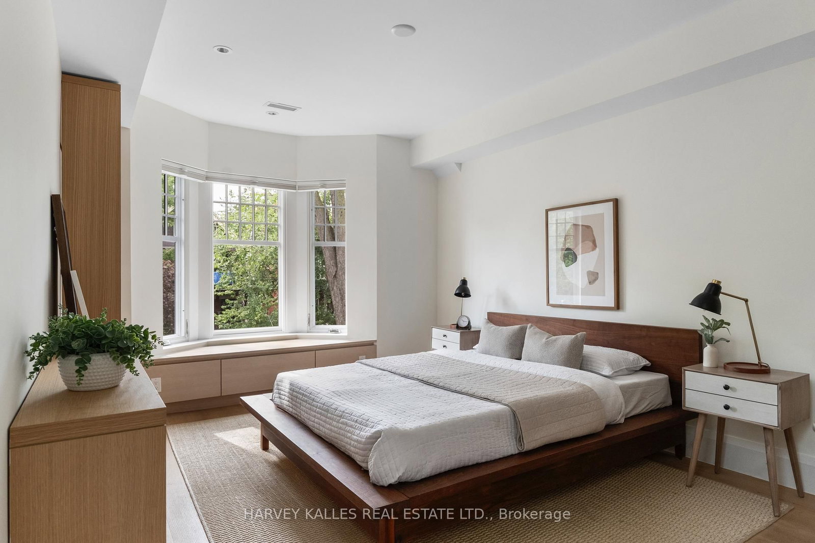 497 Palmerston Boulevard • Toronto, ON photo 18