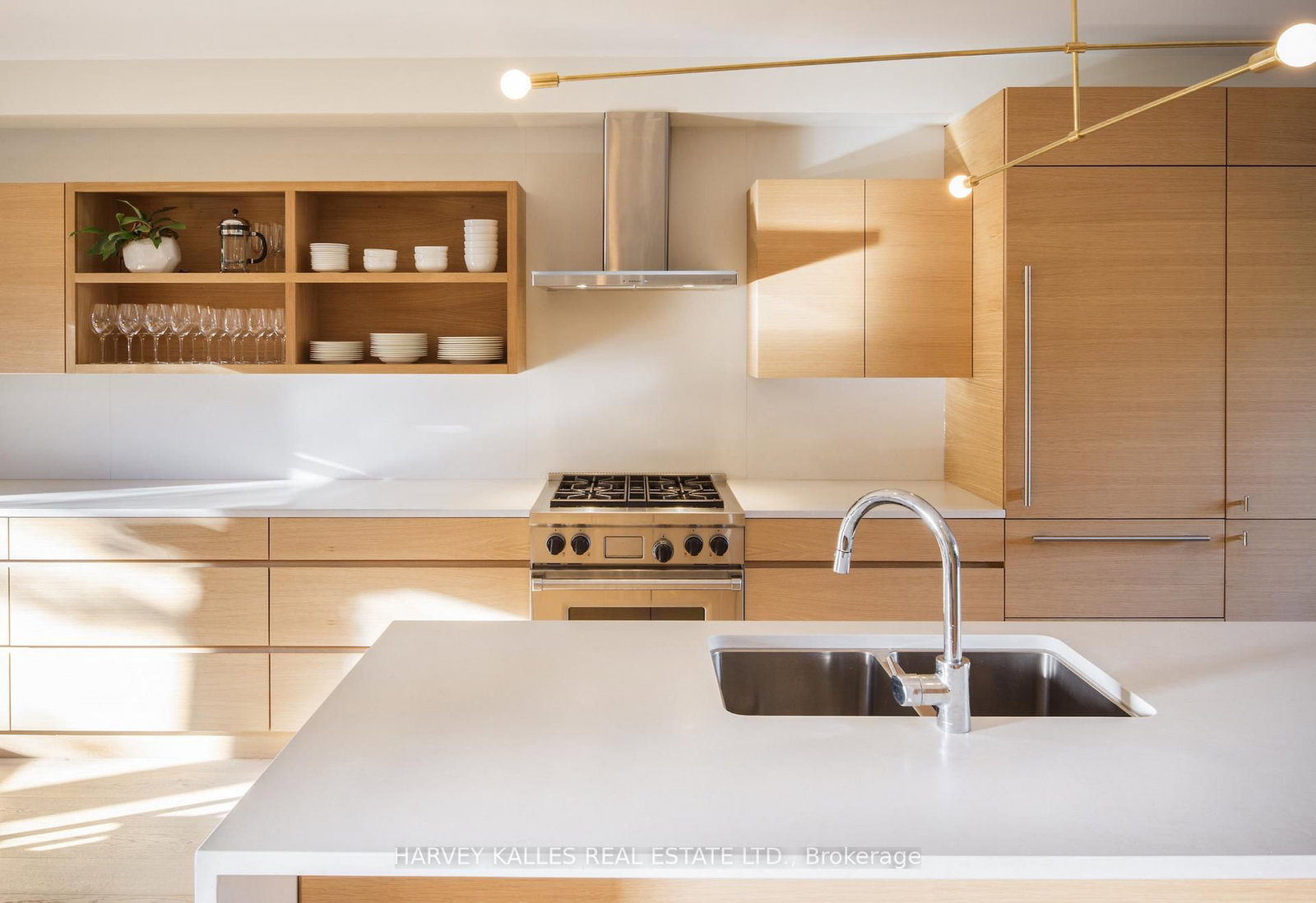 497 Palmerston Boulevard • Toronto, ON photo 9