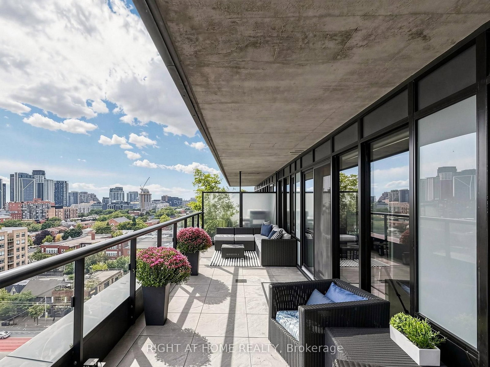 608 Richmond Street W • #1106 • Toronto, ON photo 27