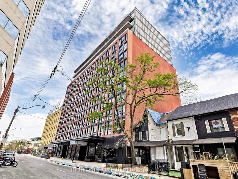 1106 - 608 Richmond Street W