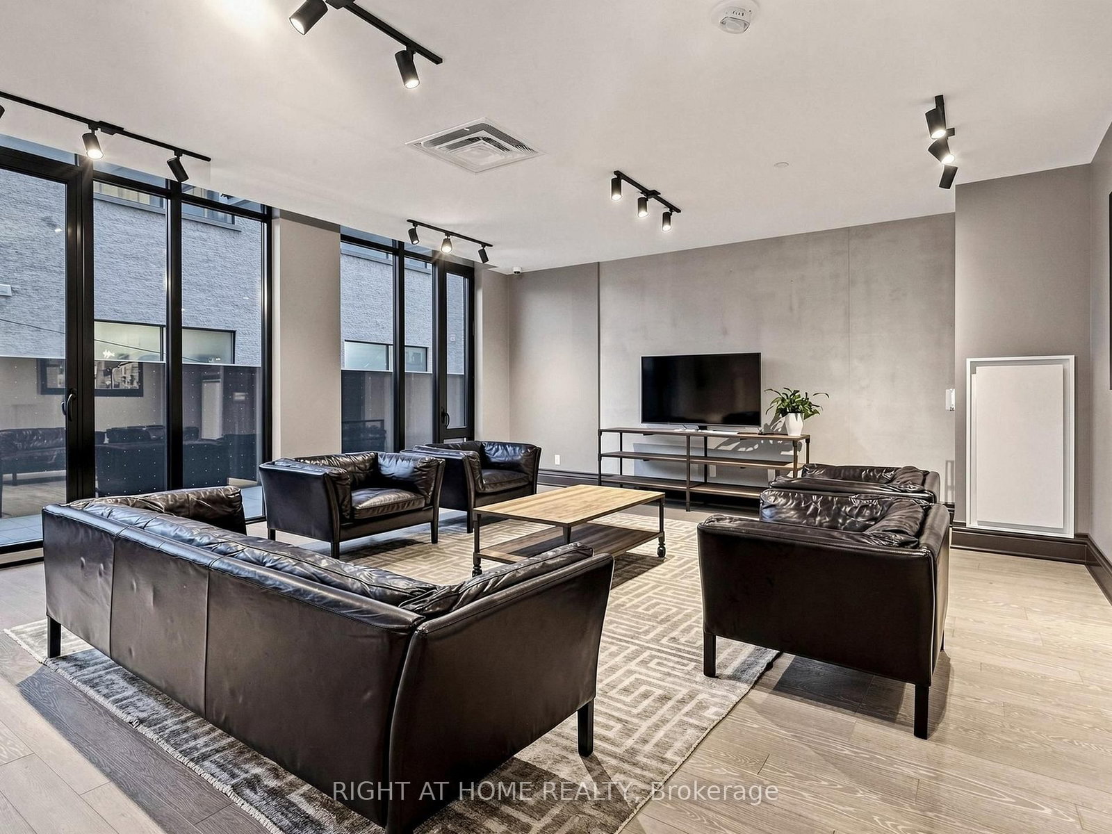 608 Richmond Street W • #1106 • Toronto, ON photo 39