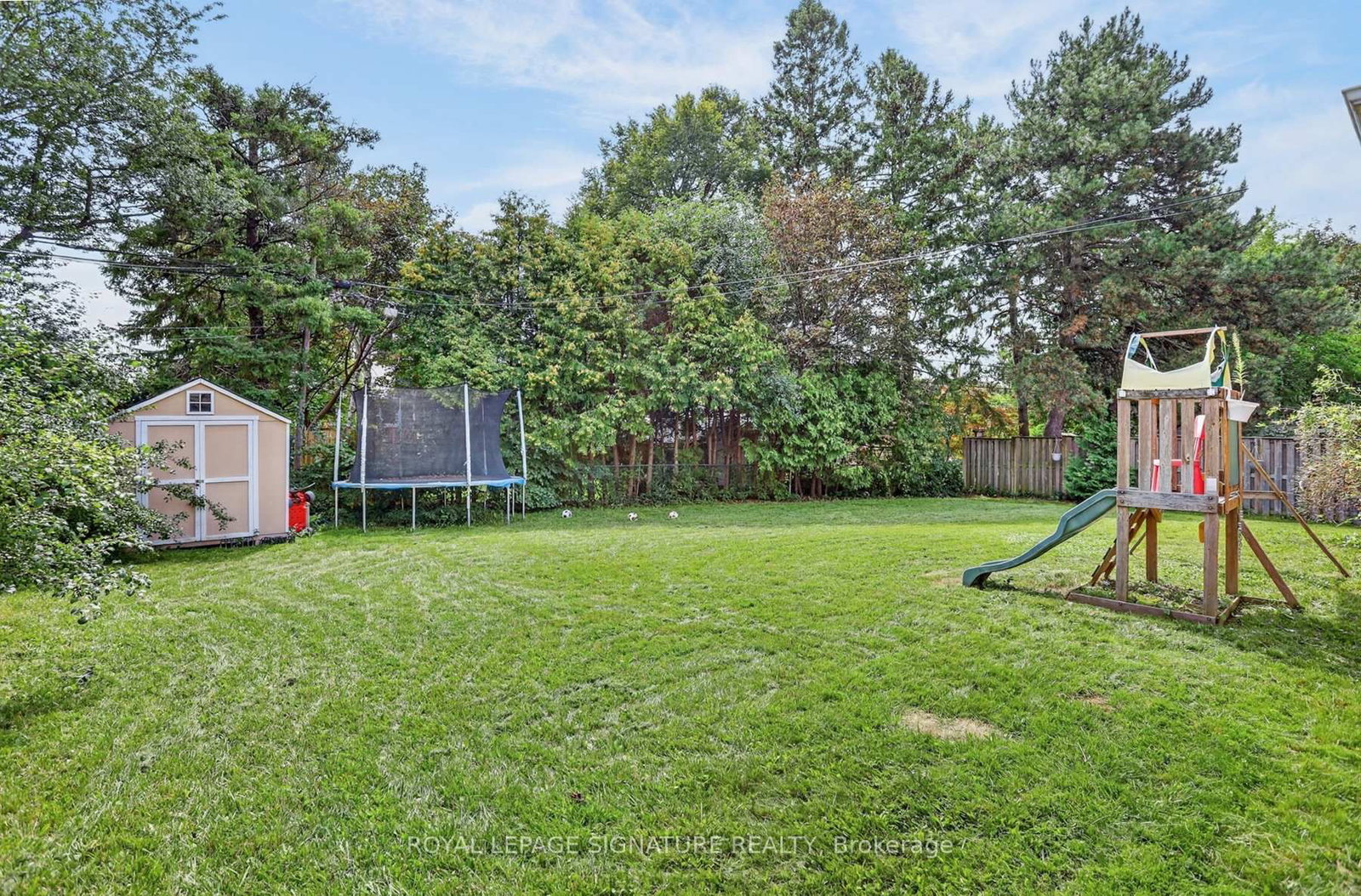 73 Castlegrove Boulevard • Toronto, ON photo 4