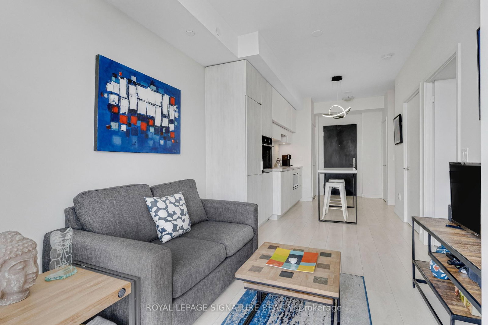 8 Eglinton Avenue E • #5009 • Toronto, ON photo 10