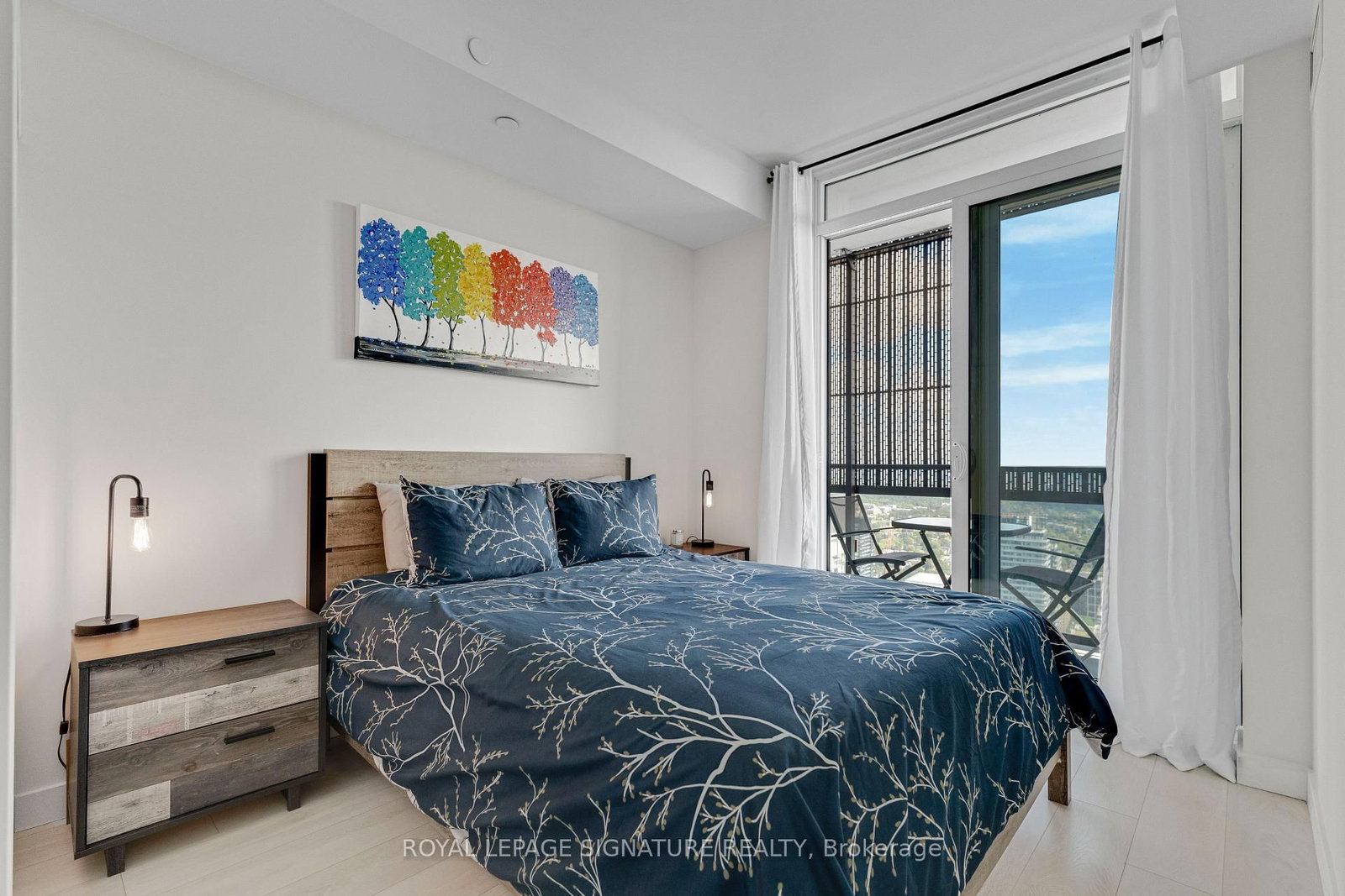 8 Eglinton Avenue E • #5009 • Toronto, ON photo 12