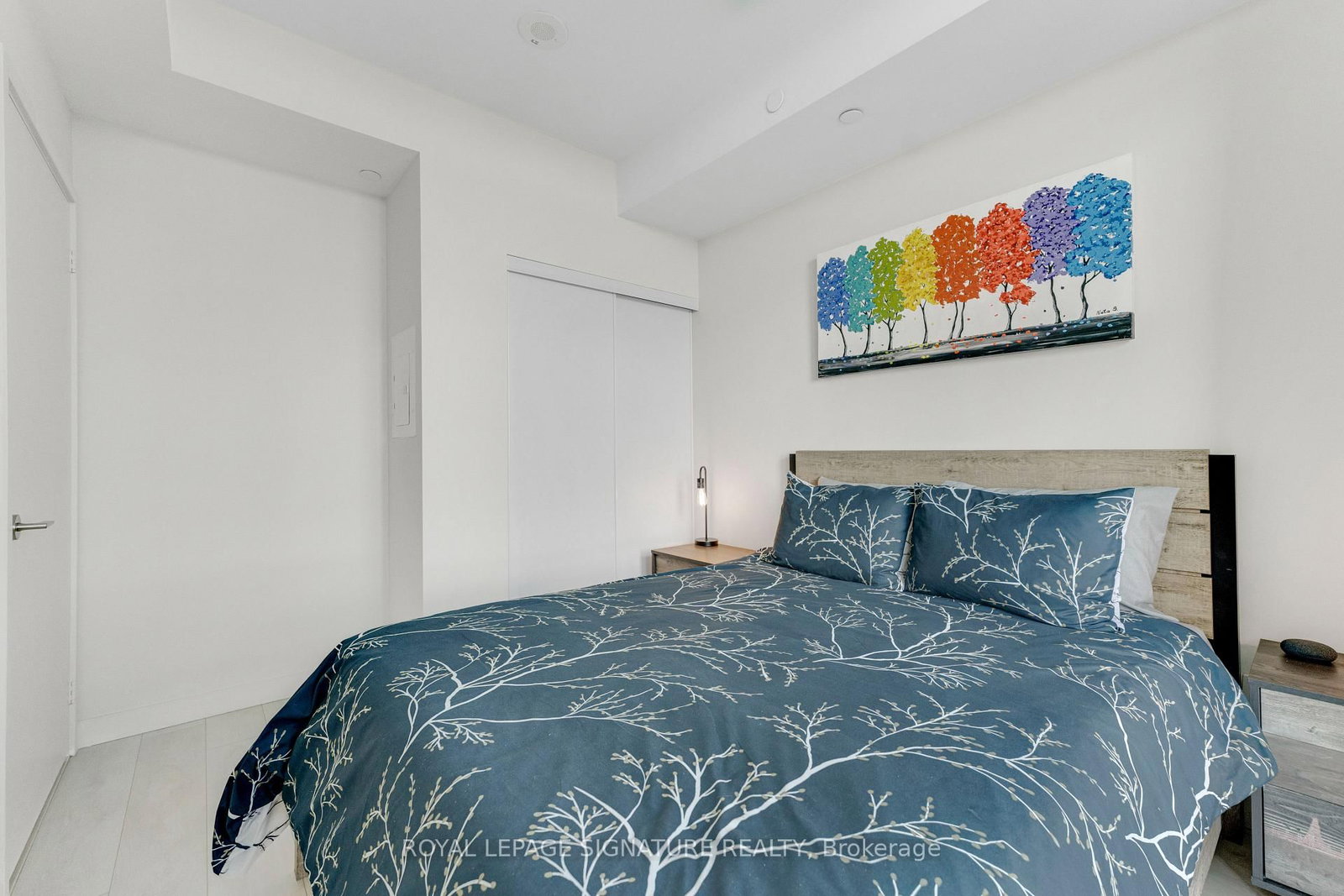 8 Eglinton Avenue E • #5009 • Toronto, ON photo 13