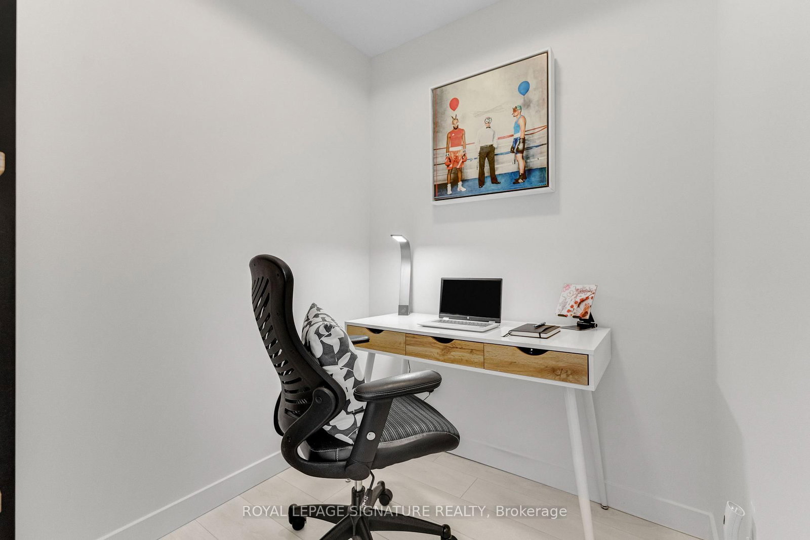 8 Eglinton Avenue E • #5009 • Toronto, ON photo 15