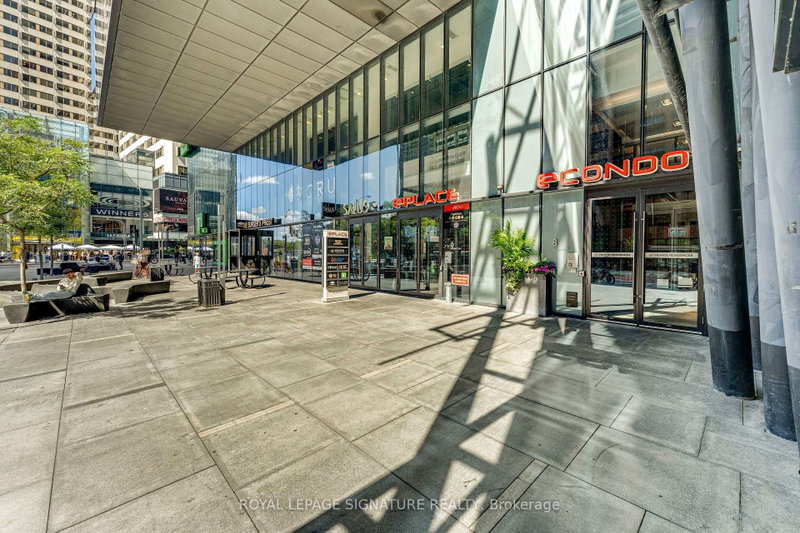 5009 - 8 Eglinton Avenue E
