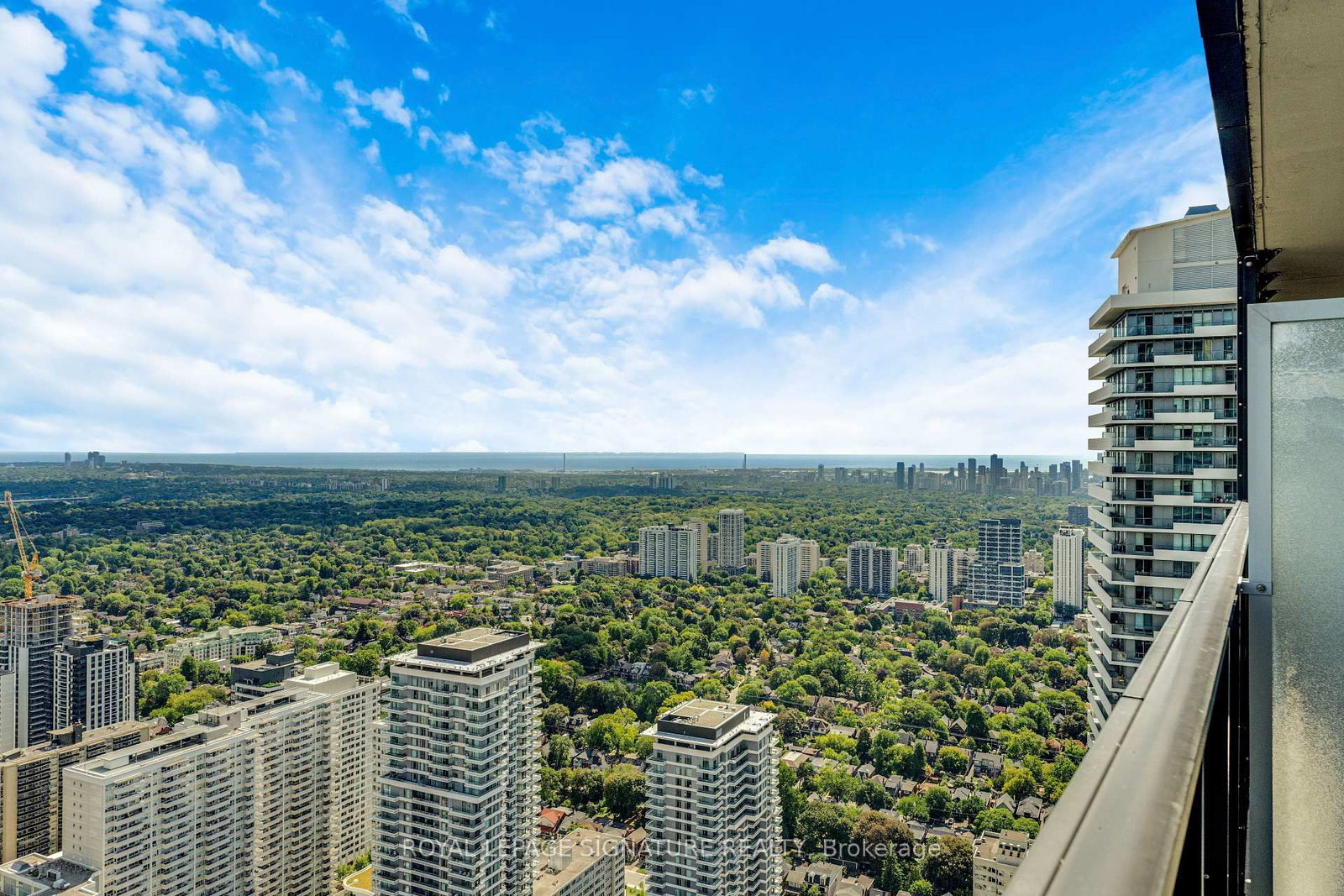 8 Eglinton Avenue E • #5009 • Toronto, ON photo 25
