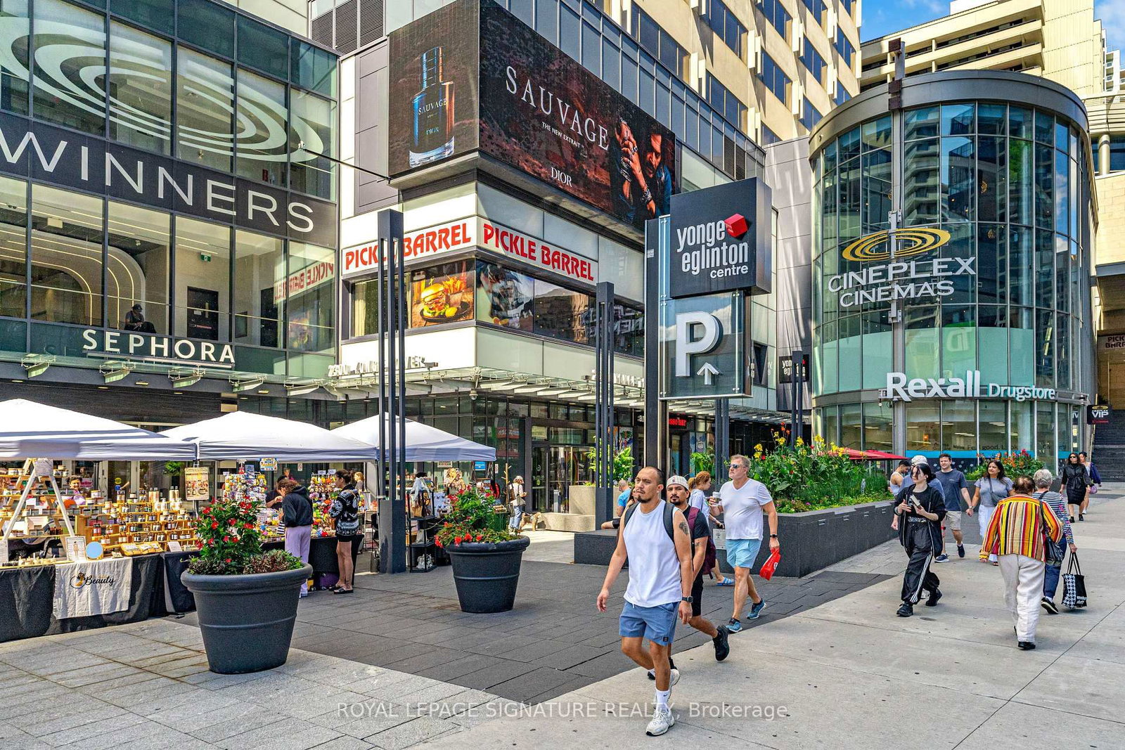 8 Eglinton Avenue E • #5009 • Toronto, ON photo 34