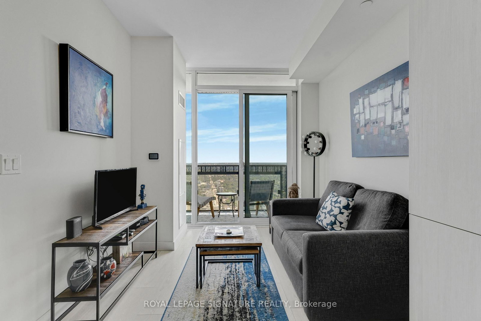 8 Eglinton Avenue E • #5009 • Toronto, ON photo 8