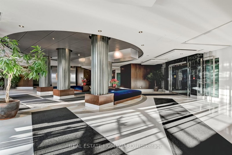 1117 - 410 Queens Quay W