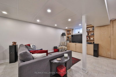 278 Woburn Toronto,ON M5M 1K9 — Photo 27