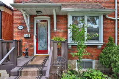 278 Woburn Avenue • Toronto, ON photo 3
