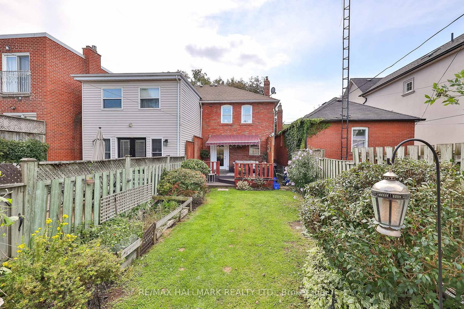 278 Woburn Avenue • Toronto, ON photo 35