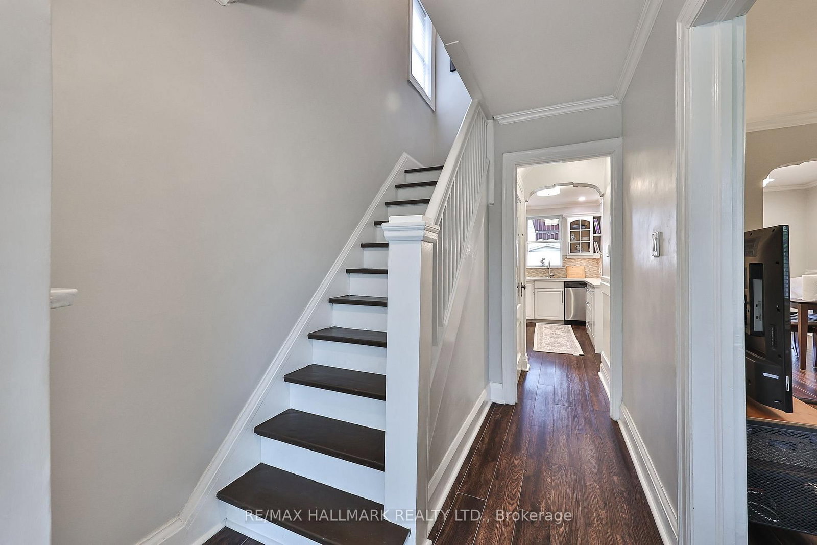 278 Woburn Avenue • Toronto, ON photo 5