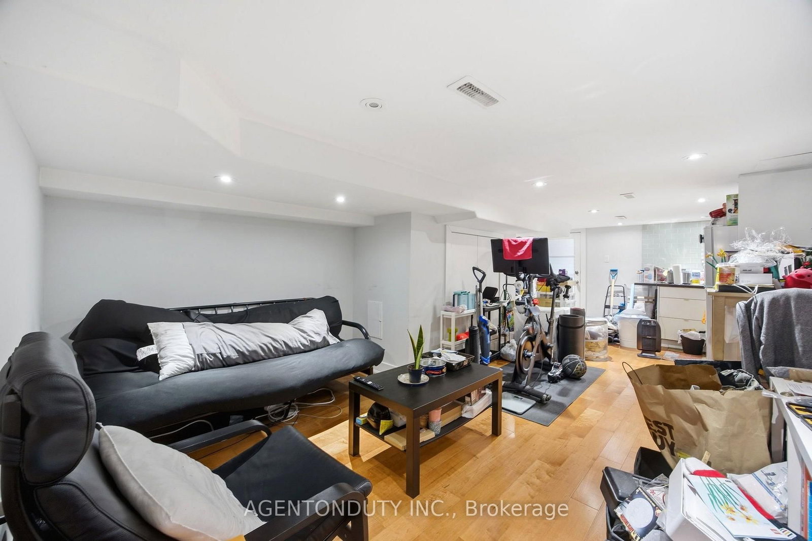 51 Perth Avenue • Toronto, ON photo 23