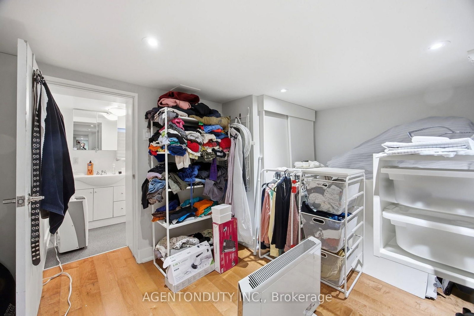 51 Perth Avenue • Toronto, ON photo 25