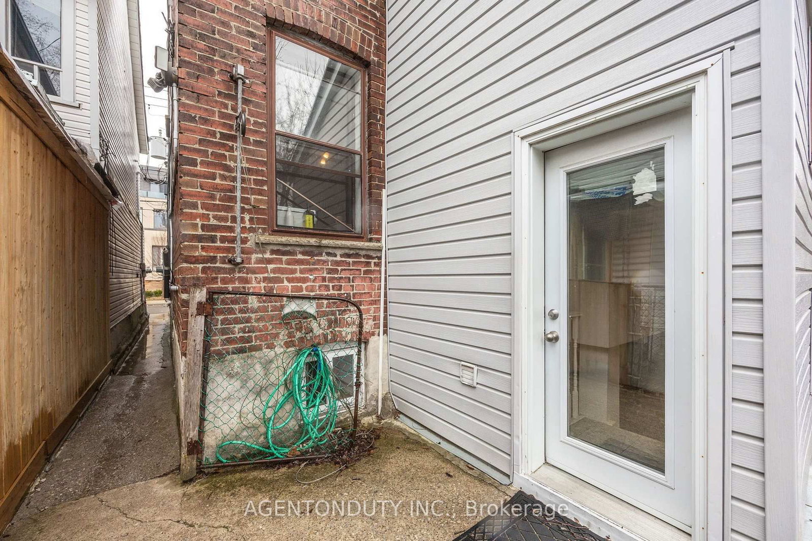 51 Perth Avenue • Toronto, ON photo 29