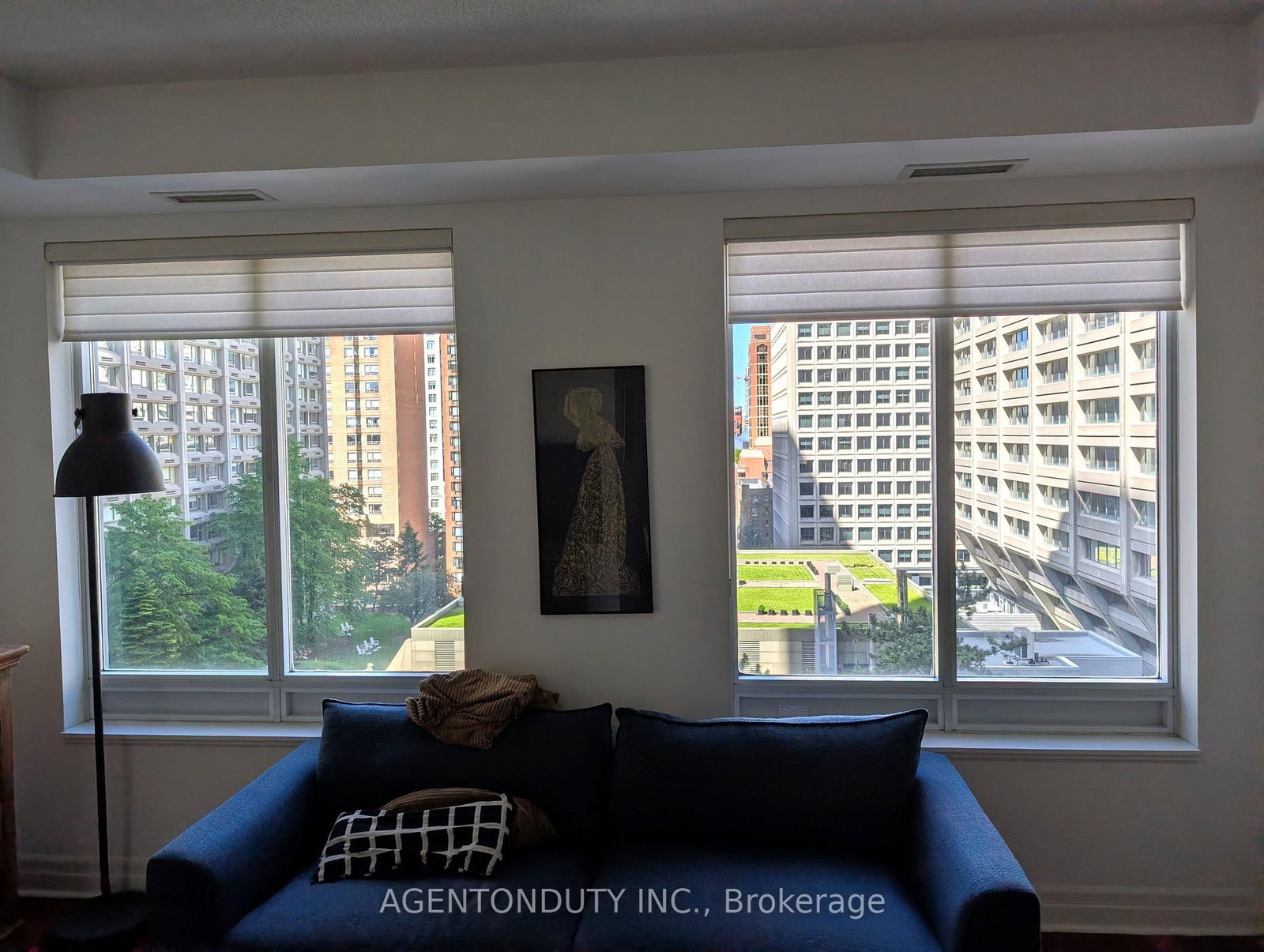 35 Balmuto Street • #1009 • Toronto, ON photo 41