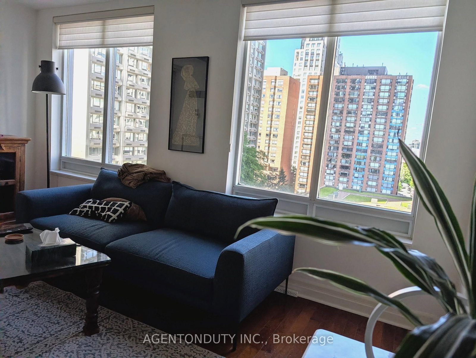 35 Balmuto Street • #1009 • Toronto, ON photo 44