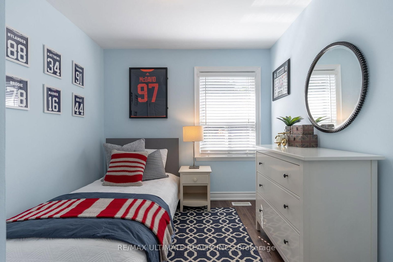 3 Thursfield Crescent • Toronto, ON photo 20
