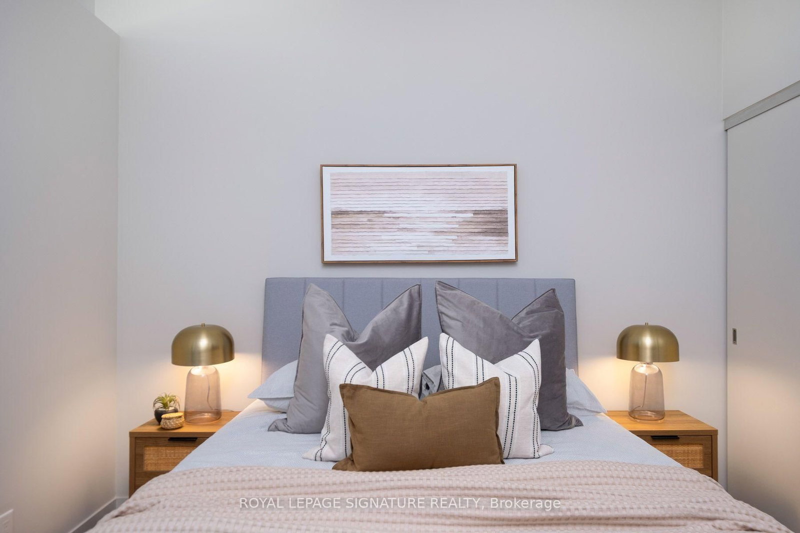 52 Sumach Street • #402 • Toronto, ON photo 24